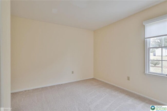 Building Photo - 4059 Wedgewood Rd