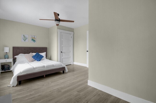 Building Photo - 570 Southwood Ave