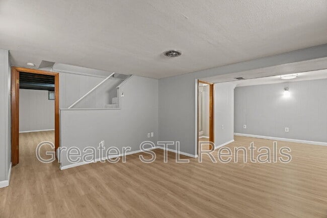 Building Photo - 3 Venetia Ct