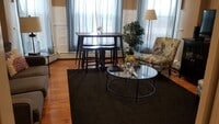 Building Photo - Large 1 Bed Minutes from BU!! (No Broker Fee)