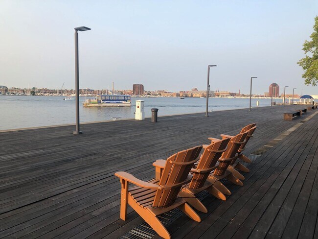 Building Photo - Modern Large and spacious house available in Locus Point