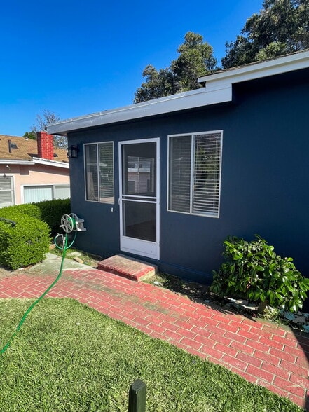 Building Photo - 6203 Condon Ave