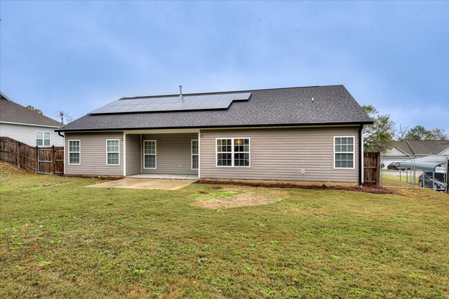 Building Photo - Beautiful Home in North Augusta