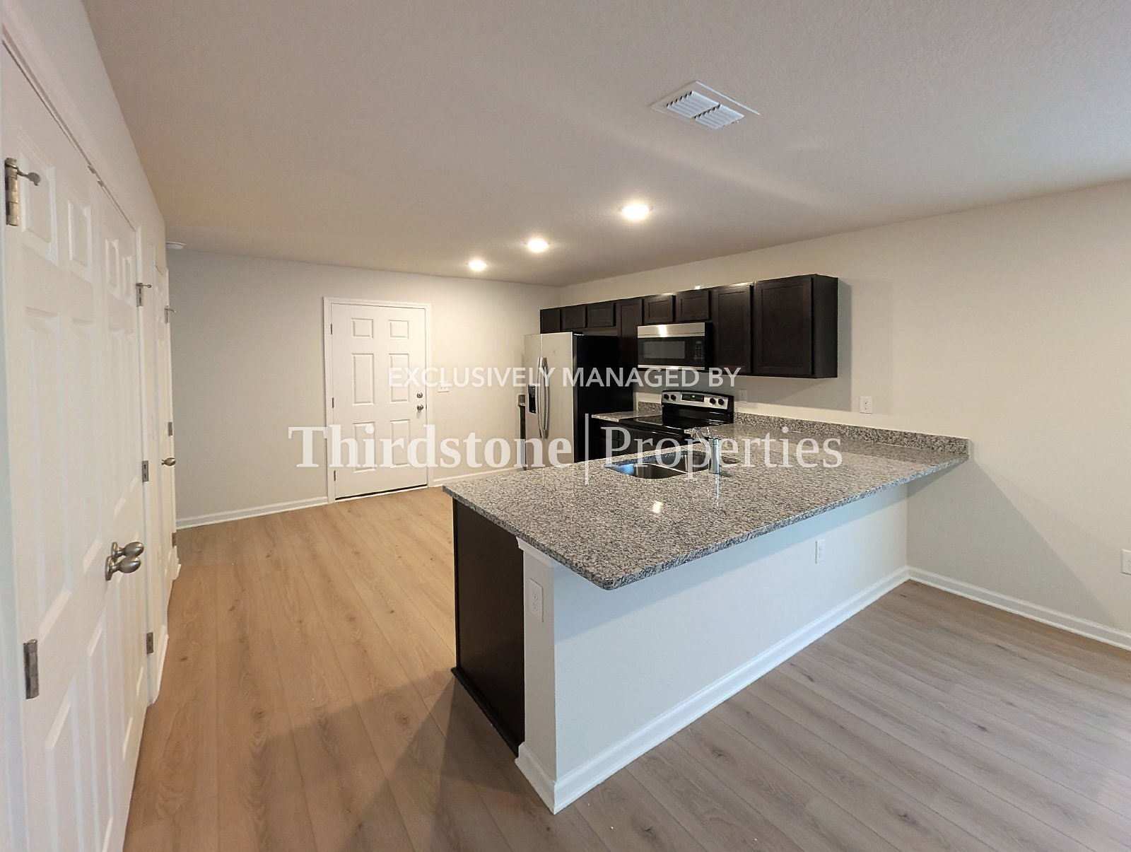 Building Photo - 5407 Potomac Ave