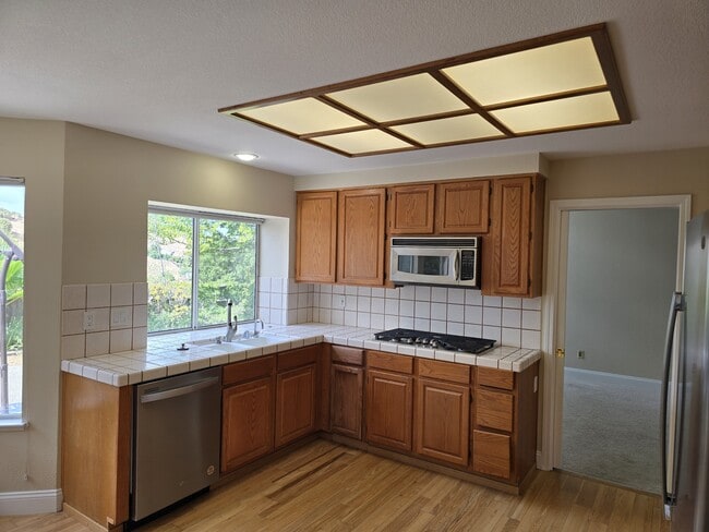Building Photo - 3121 Sonoma Valley Dr