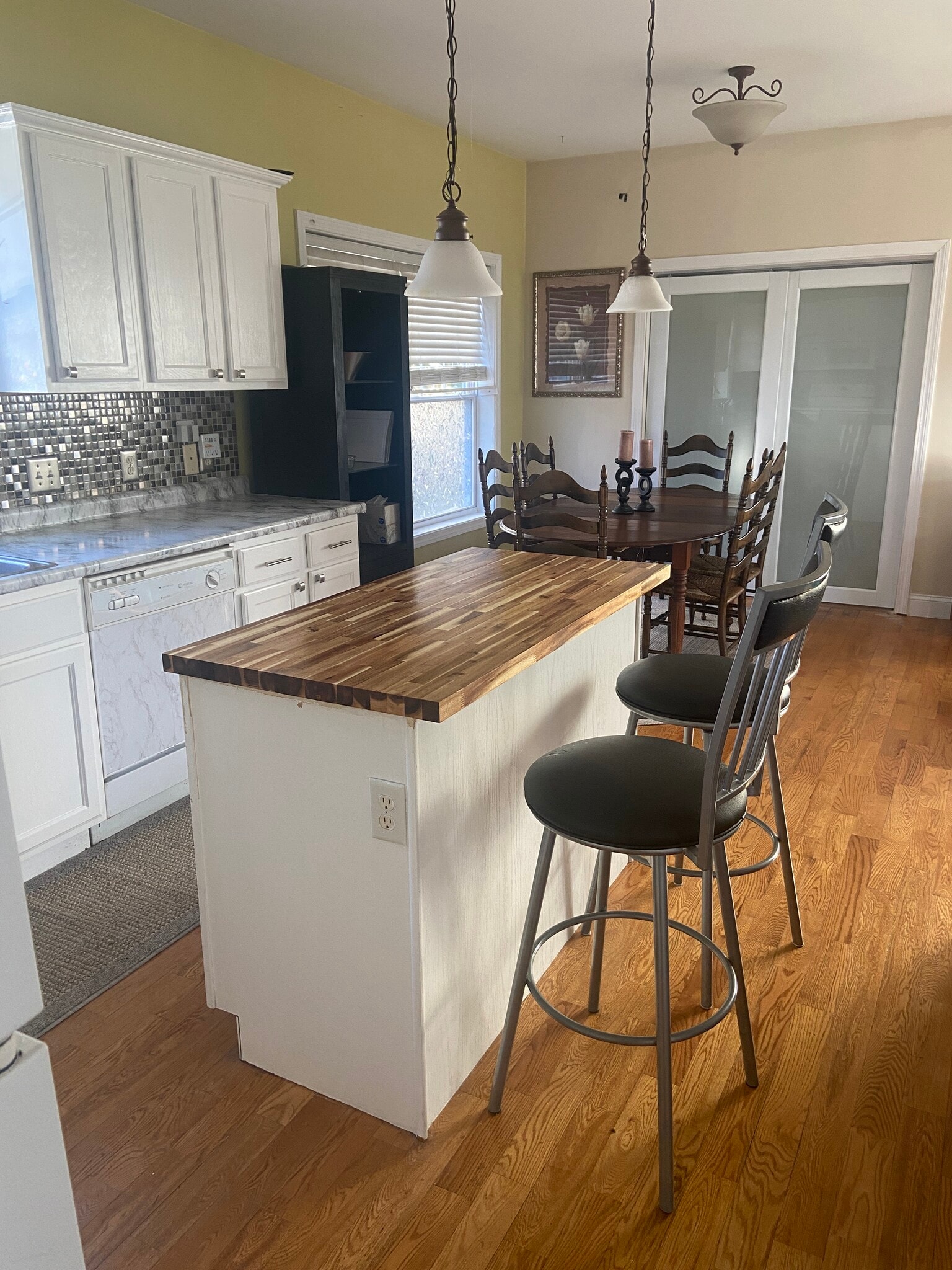 kitchen - 18 Scamman St