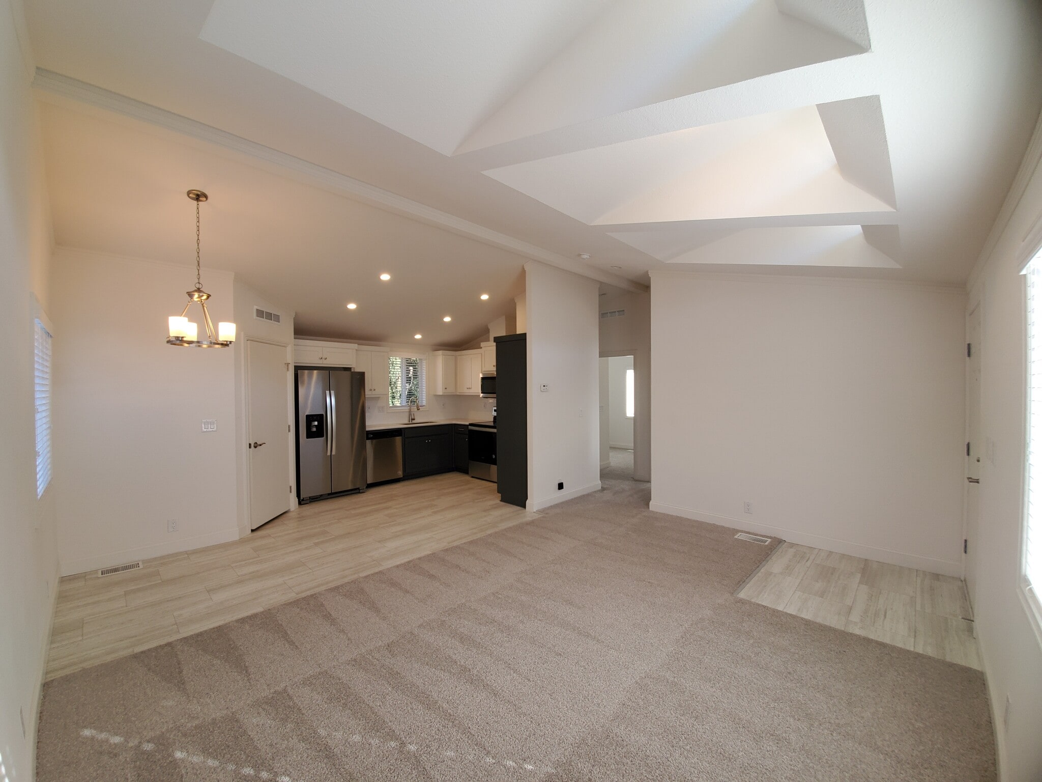 Building Photo - 25918 Meadowmist Dr