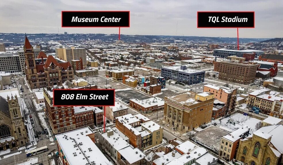 Building Photo - 808 Elm St