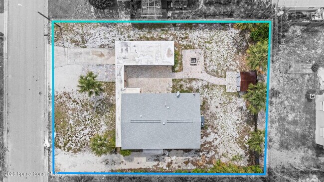 Building Photo - 1688 Eisenhower Ave