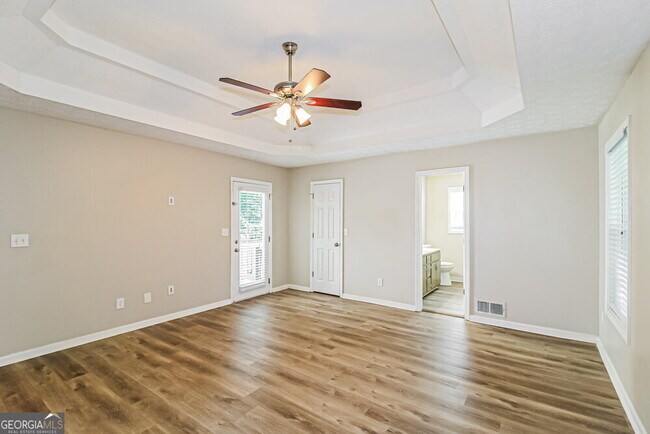 Building Photo - 709 Miami Ct