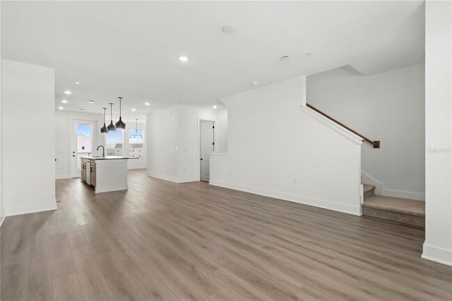 Building Photo - 15363 Hamlin Pk Dr