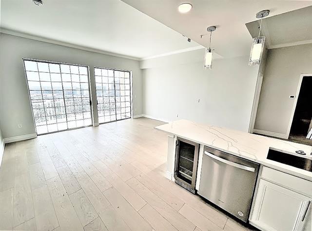 Building Photo - 3225 Turtle Creek Blvd Blvd