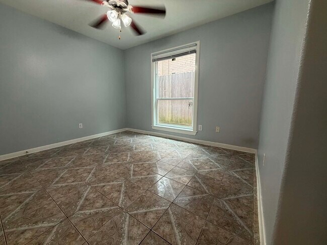 Building Photo - 215 Postoffice St