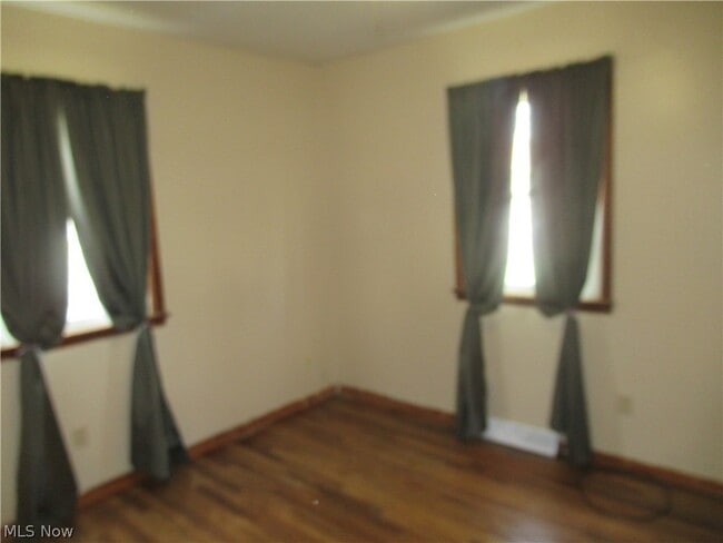 Building Photo - 7594 Southland Rd