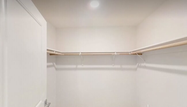 Building Photo - 5933 Sunstone Dr