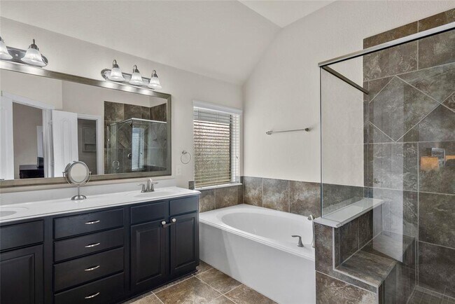 Building Photo - 20306 Fossil Valley Ln