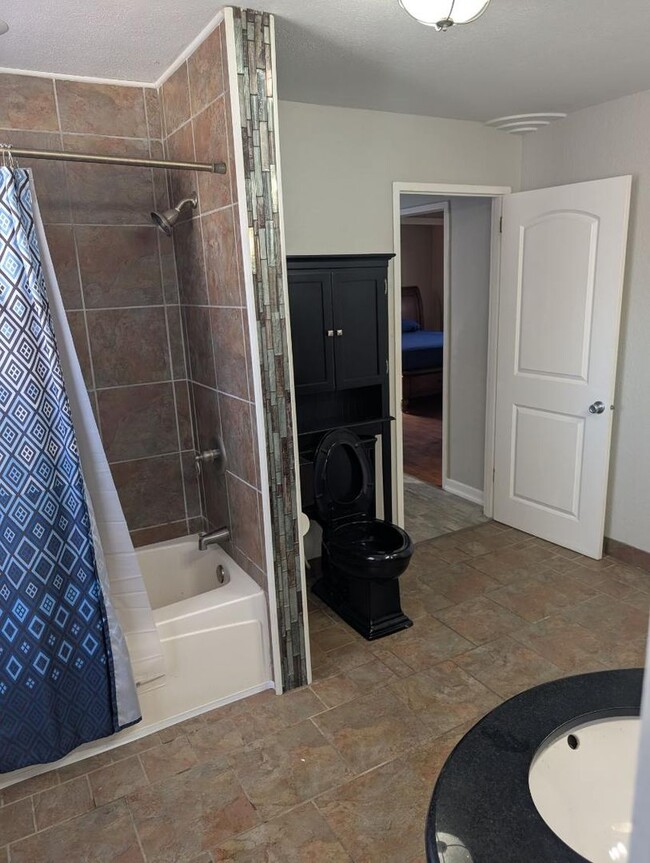 Building Photo - FURNISHED HOME IN POPLAR JOHNSON CITY