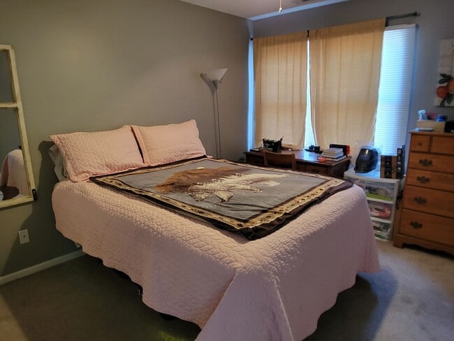 Building Photo - KAPLAN4145