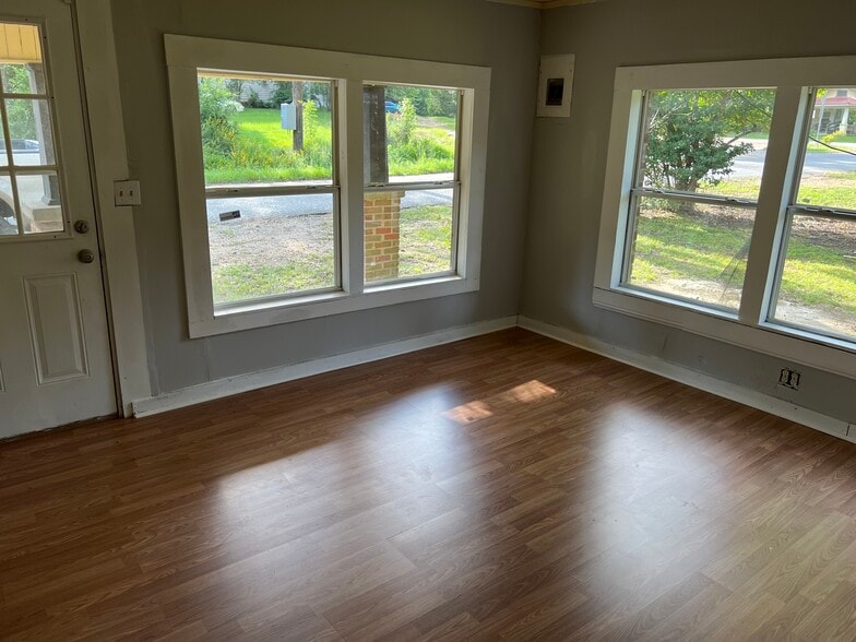 Bedroom 1 - 607 John D Shaw St