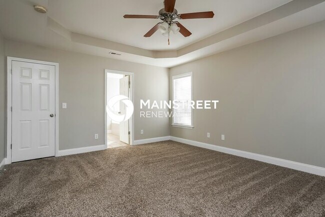 Building Photo - 3 Bedroom Pet-Friendly Home in Wendell, NC with Main Street Renewal