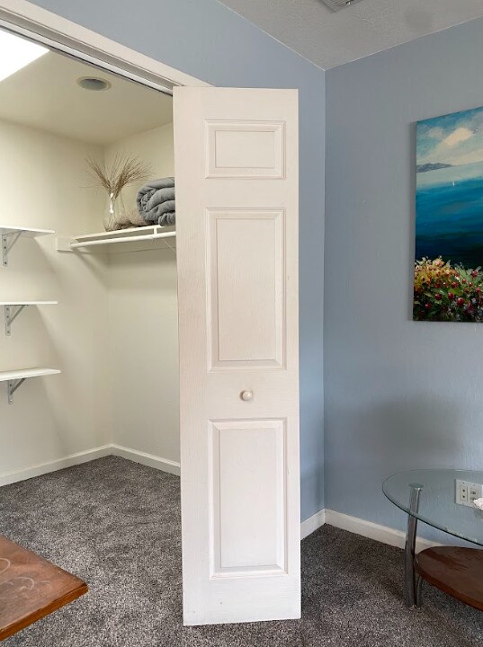 Building Photo - 5383 Woodstock Way