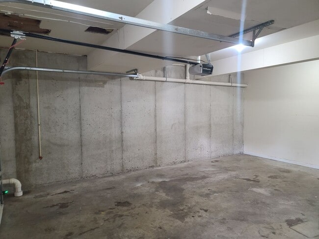 Building Photo - 3 Bedroom 2 1/2 bath Townhome for Rent in Waynesboro