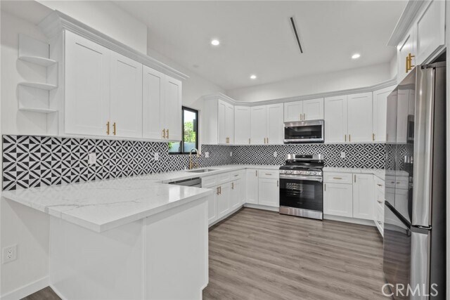 Building Photo - 22835 Styles St