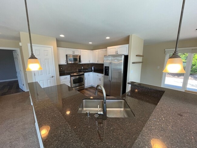 Building Photo - 3511 Cedar Glen Way