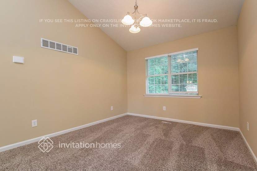 Building Photo - 4688 Sterling Pointe Dr