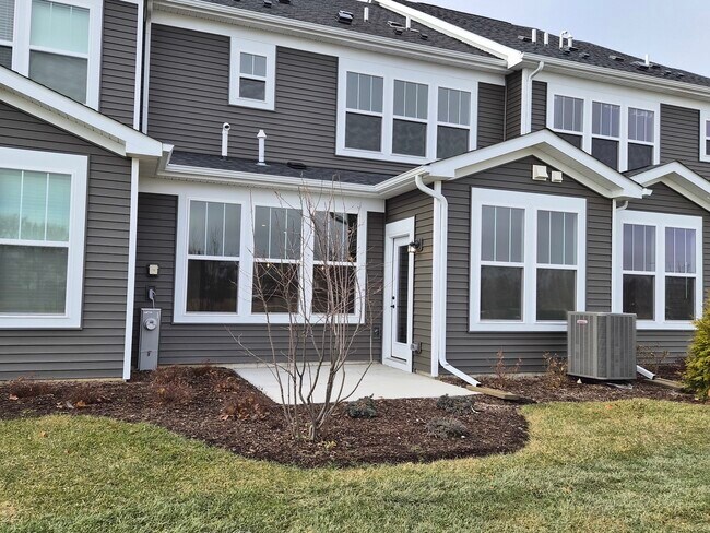 Building Photo - 24412 W Alexis Ln