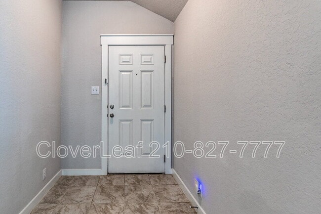 Building Photo - 11258 Casina View