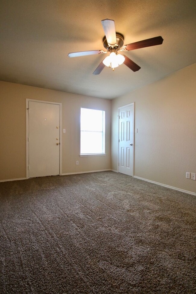 Building Photo - 8028-8030 Tanner