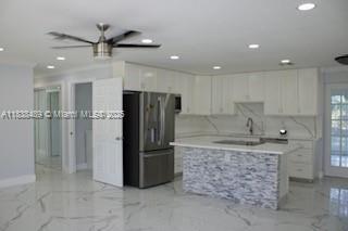 Building Photo - 3954 Coconut Cir N