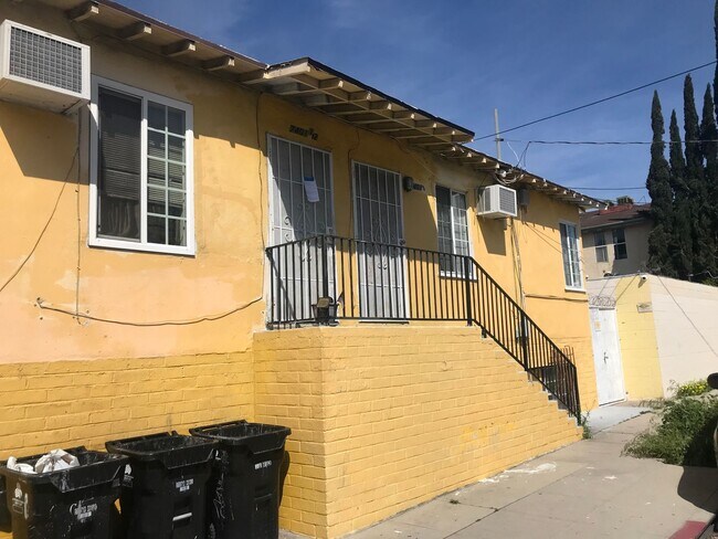 Building Photo - Foothill, 7424