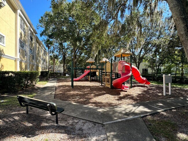 Building Photo - Beautiful 2br/2ba Visconti Condo with W/D ...