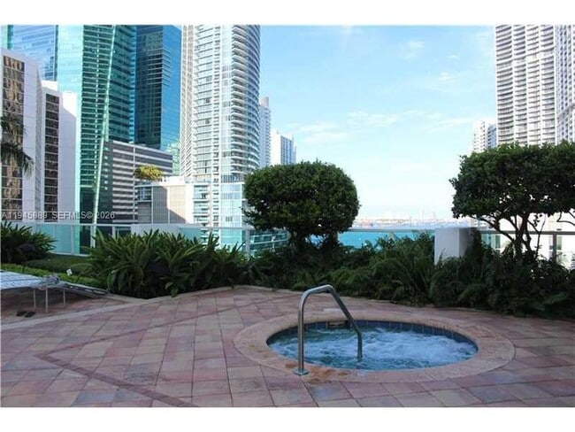 Building Photo - 31 SE 5th St