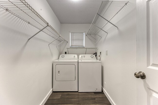 Building Photo - 7971 NW 35th Ct