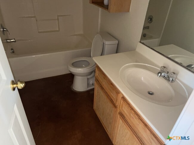 Building Photo - 3101 Yaupon Rd