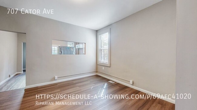 Building Photo - Beautifully renovated 4 bedroom!