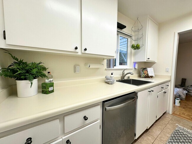 Building Photo - 4310 Cowell Blvd