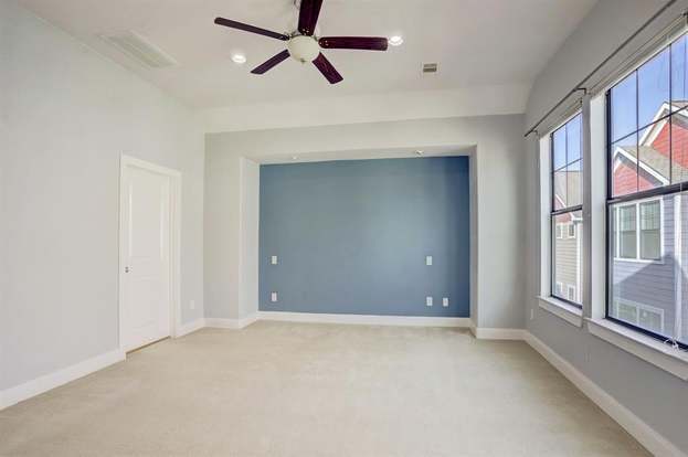 Building Photo - 2412 Charleston St