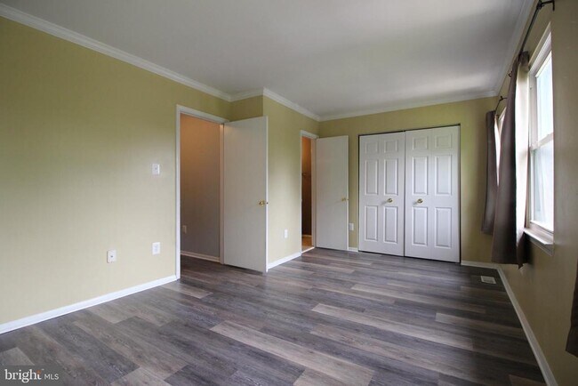 Building Photo - 953 Ferndale Ave