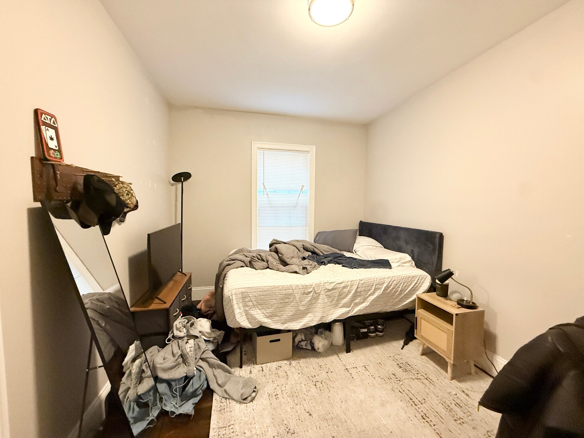 Building Photo - 91 Hillside St