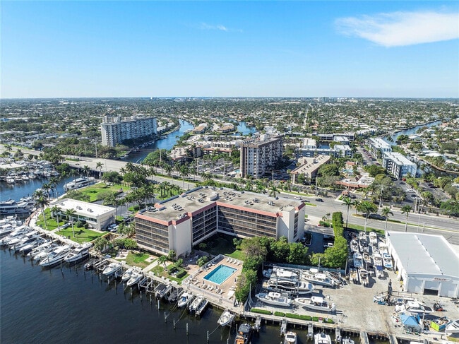 Building Photo - 740 S Federal Hwy