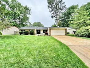 Building Photo - READY 05-15-25!! Ranch Home w/2-Car Garage...