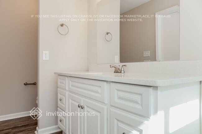 Building Photo - 10224 Conistan Pl