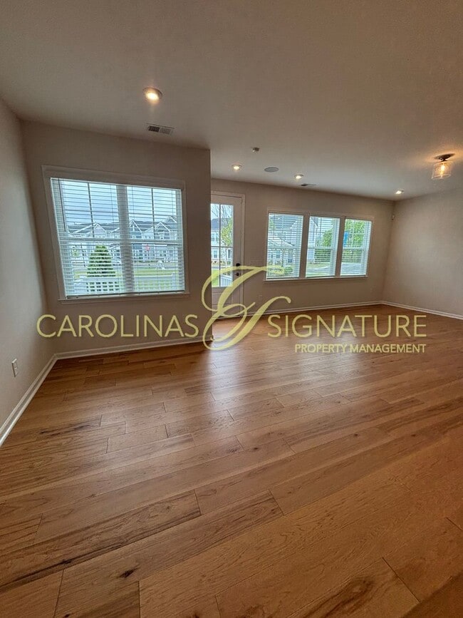 Building Photo - Brand New; Former Model Home; 3BR/2.5BA Townhouse