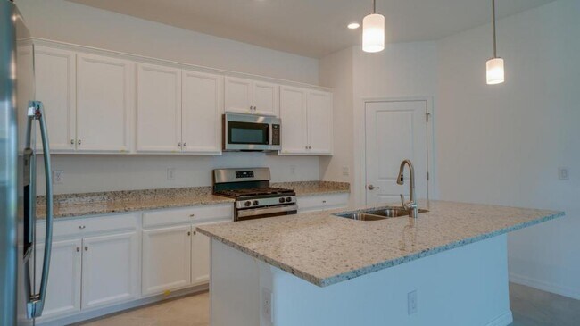 Building Photo - 43854 Seedling Ter