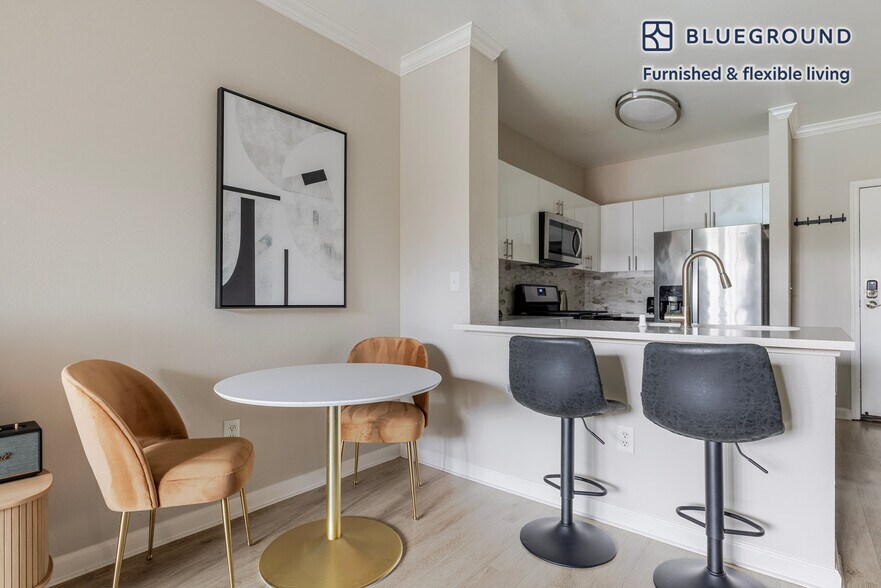 Building Photo - 700 Agnew Rd