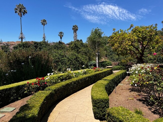 Building Photo - Hidden Gem at the End of the Cul-de-Sac!